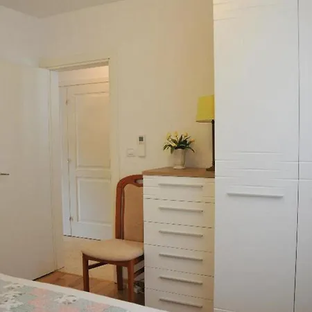 Sonja - 10m From Apartment