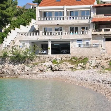 Sonja - 10m From